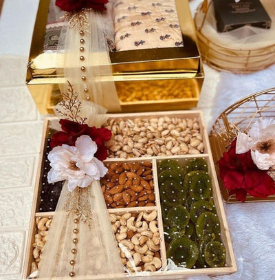 Customise gifts Baskets