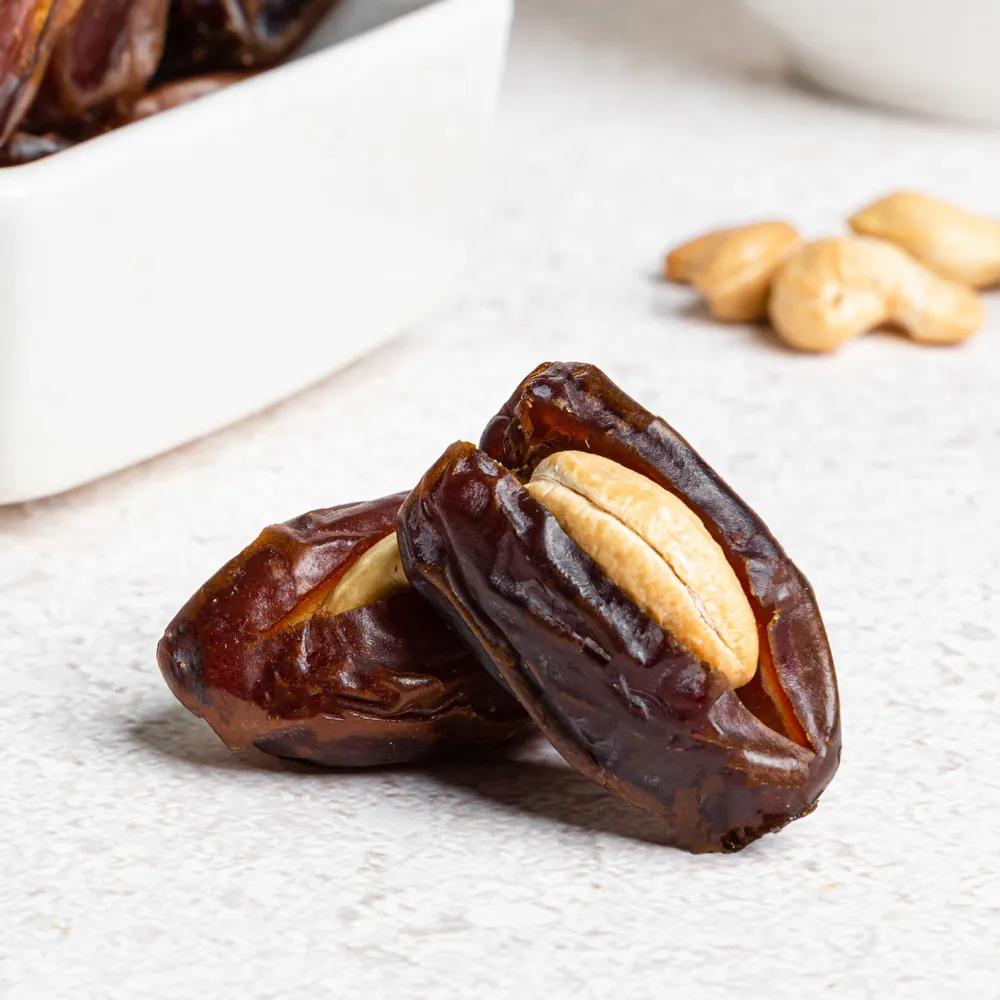 Khudri Dates Filled with Cashew