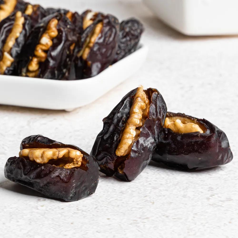 Kalmi Dates with Walnut